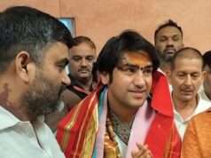 मध्य प्रदेश के सीएम के घर बागेश्वरधाम सरकार से मिले डा.अजय शुक्ला एमपी के सीएम मोहन यादव के पिता पूनमचंद की तेरही में शामिल