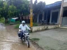 हंडिया में सड़कों पर सैलाब ? जनप्रतिनिधियों की अपेक्षा से दर्द देती सड़के!