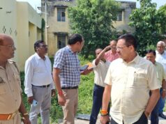 सीडीओ ने किया कार्यालय भवन निर्माण परियोजना का निरीक्षण