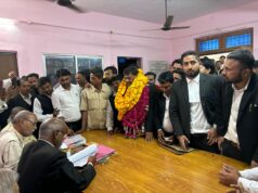 एक बार अध्यक्ष, एक बार वरिष्ठ उपाध्यक्ष तीन बार महामंत्री रह चुके हैं फारूकीनामांकन पत्र दाखिल करते ही दिखा फारूकी का पलड़ा भारी