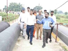 जिलाधिकारी ने ग्राम पंचायत देवरिया का किया निरीक्षण